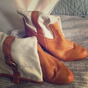 Frye tan and white/cream boots. Worn once.
